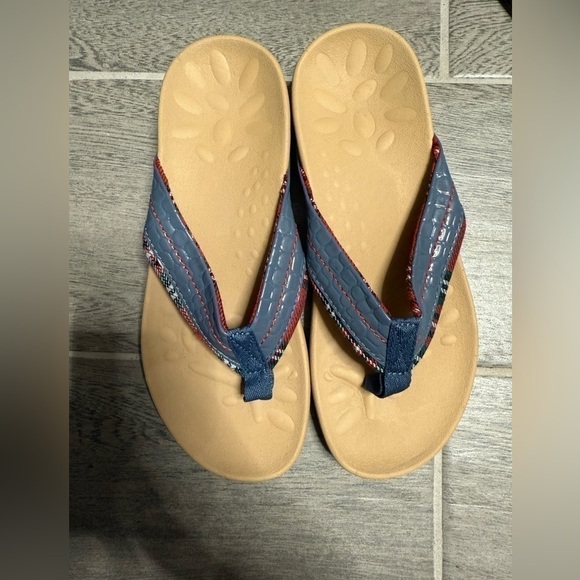 Walking Sandals with Arch Support - Picture 7 of 7